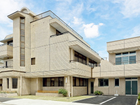 日新工業株式会社