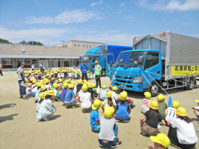 東郷運輸株式会社
